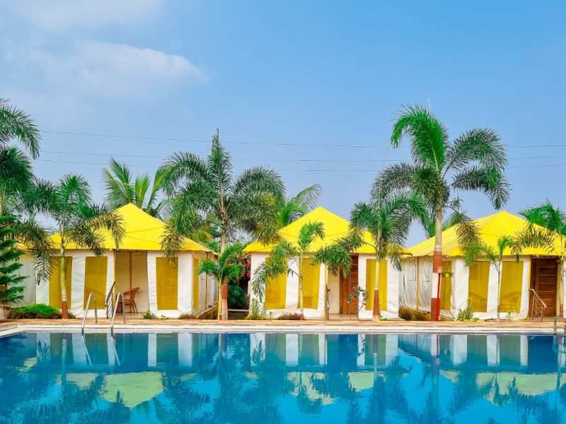 Nature's Dreamland,a Luxury Cottage Pool View